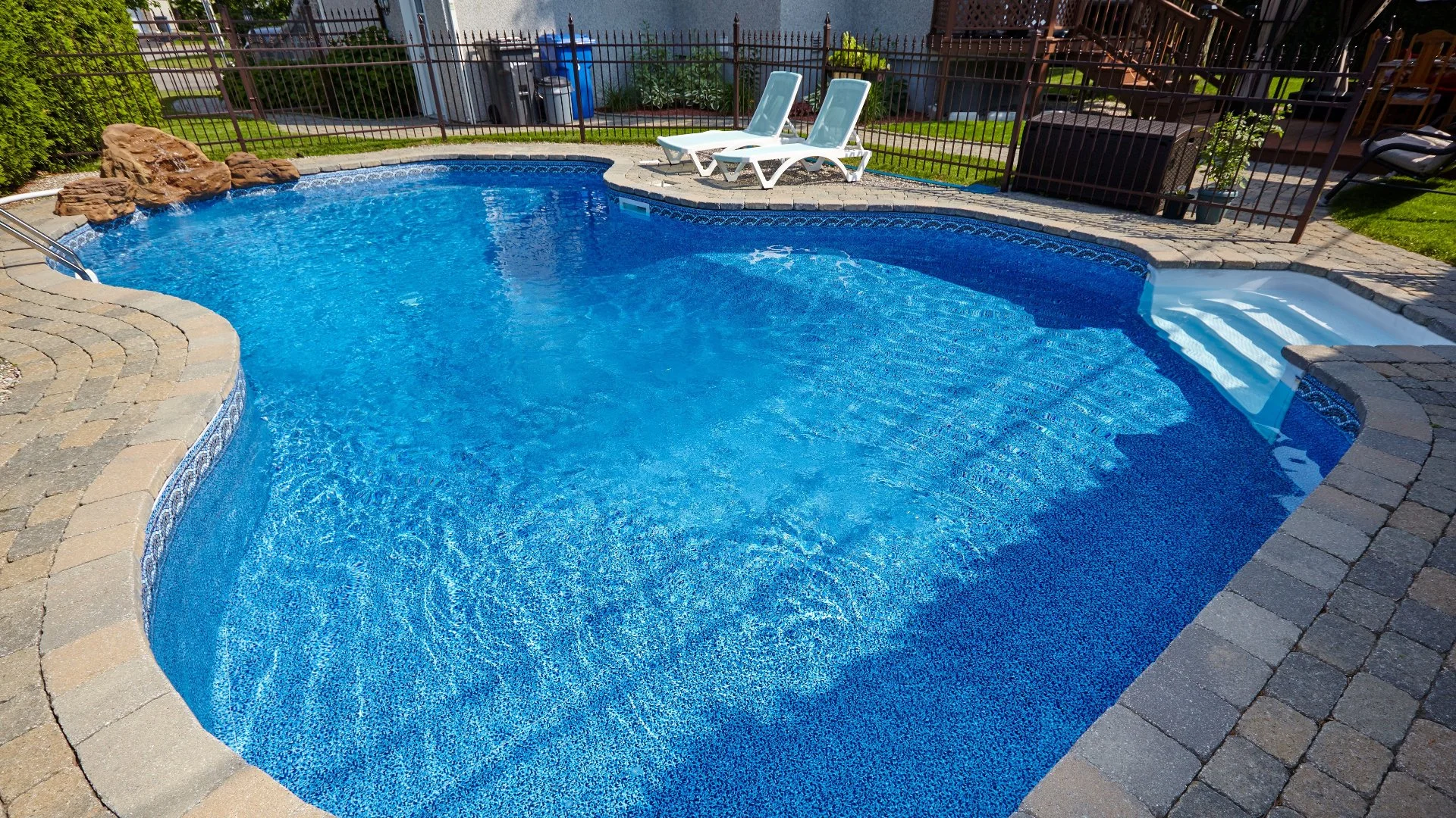 Are Saltwater Pools Better Than Chlorine Pools?