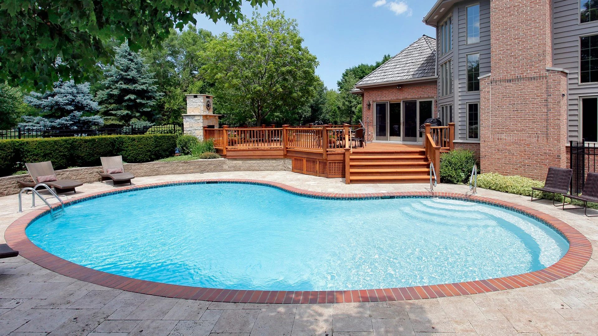 Do Swimming Pools Increase The Value Of Homes?