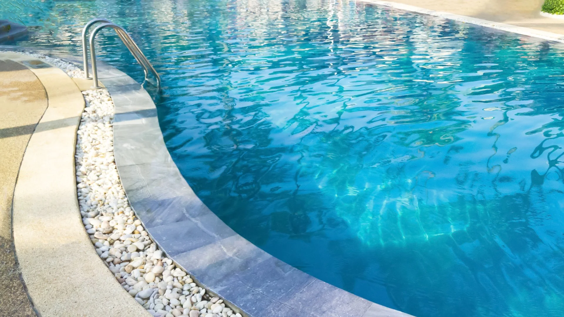 3 Questions to Ask Yourself Before Installing a New Pool