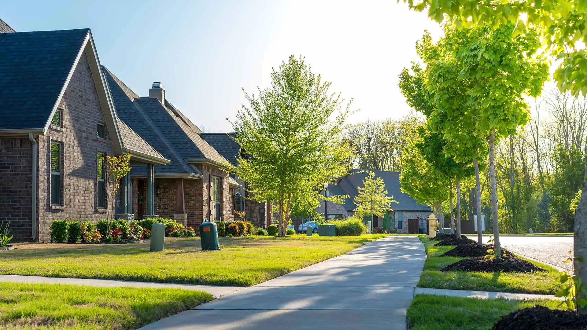 A sidewalk view in Winchester, TN.