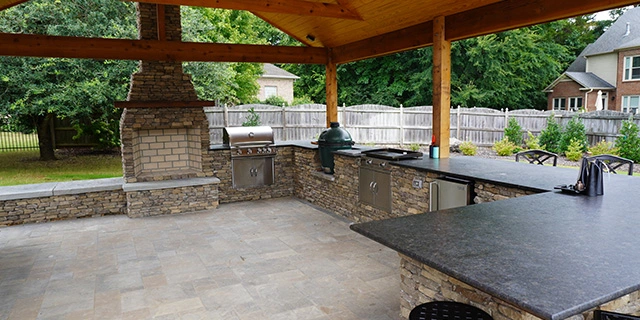 Outdoor Kitchen installed in Huntsville, AL.